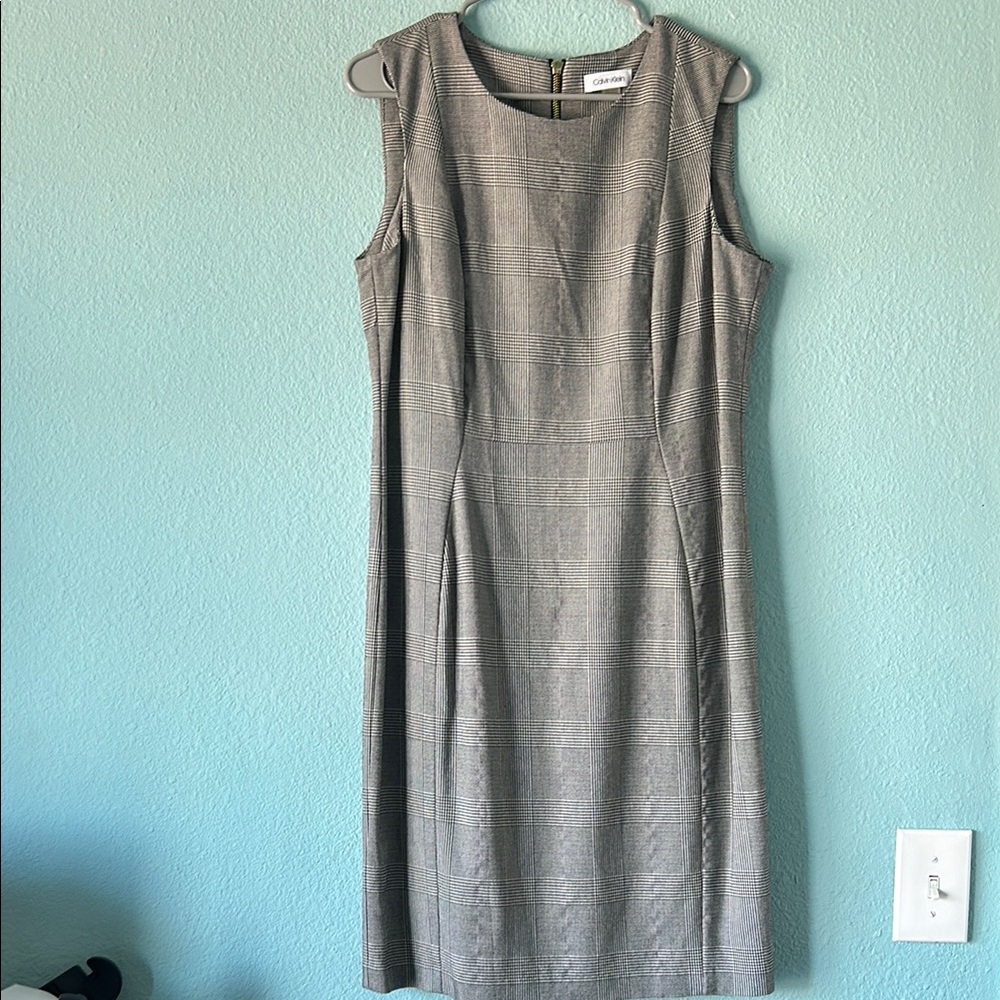 EUC Calvin Klein Gray Sleeveless Sheath Dress Size 14